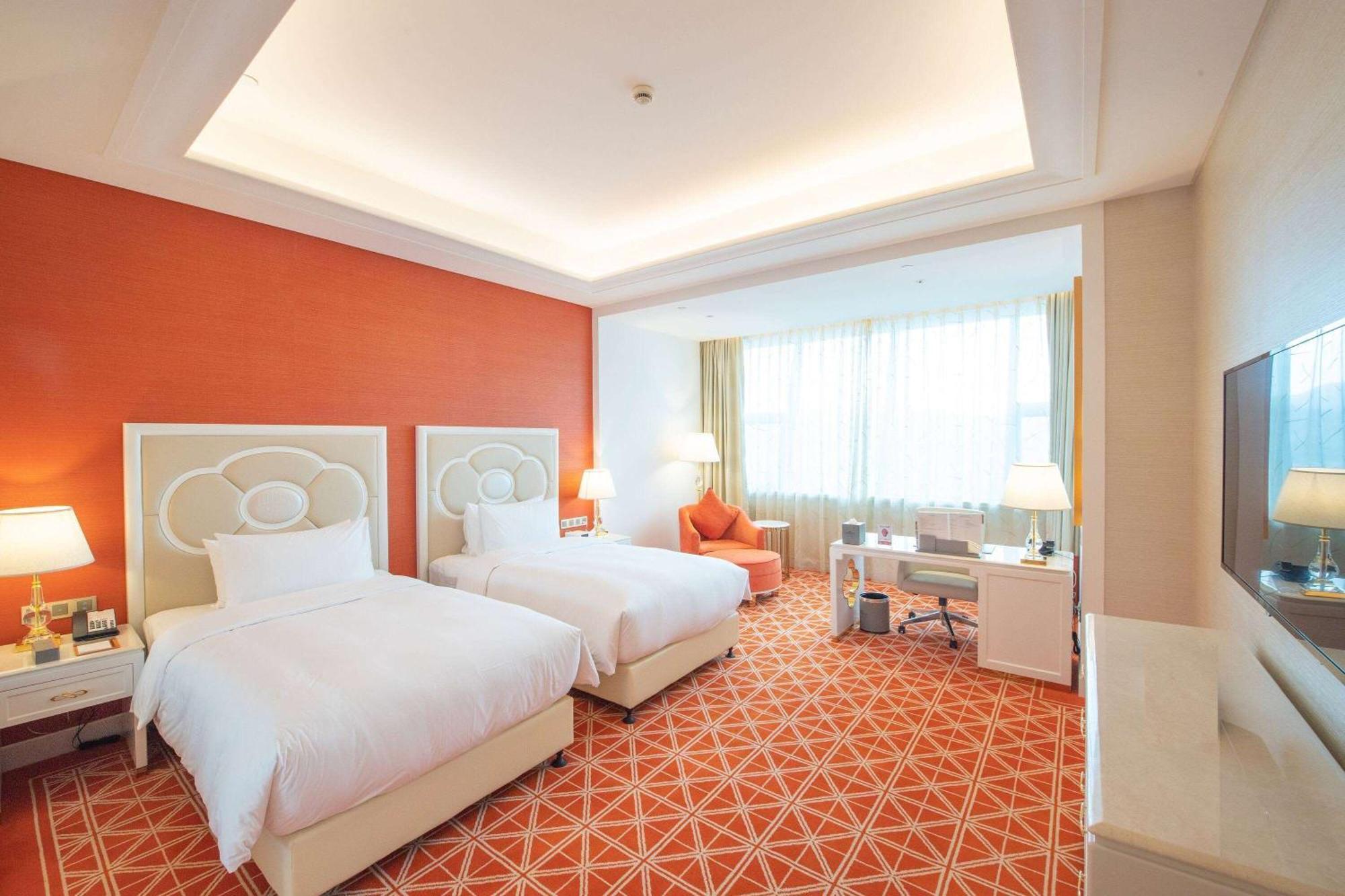 Howard Johnson Plaza Ningbo Esterno foto